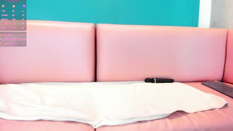 Snapshot of torimonroe_ chatting on December 21, 2024, 1:04 am Tori online show from December 21, 2024, 1:04 am