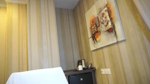         online show from March 2, 2026, 7:15 am