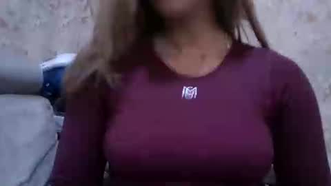 Red online show from November 15, 2025, 5:42 pm