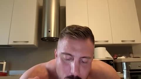 toro_arrapato online show from April 23, 2026, 1:02 pm