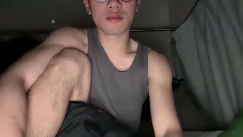 Snapshot of toshikaro0 chatting on January 25, 2025, 4:57 pm Karo online show from January 25, 2025, 4:57 pm