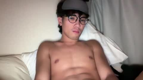 Snapshot of toshikaro0 chatting on November 15, 2025, 3:08 pm Karo online show from November 15, 2025, 3:08 pm