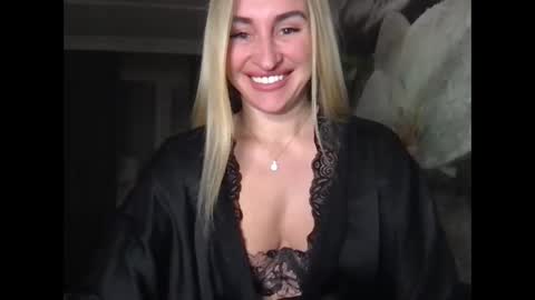 Snapshot of tosyna07555 chatting on February 27, 2025, 9:36 pm tosyna07555 online show from February 27, 2025, 9:36 pm