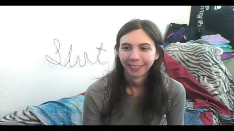 Luna online show from November 5, 2025, 9:48 pm