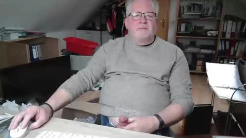 toto758 online show from October 20, 2025, 2:06 pm