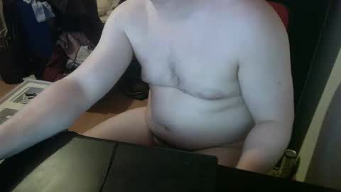 Snapshot of totox1989 chatting on December 18, 2024, 9:29 pm Totox online show from December 18, 2024, 9:29 pm