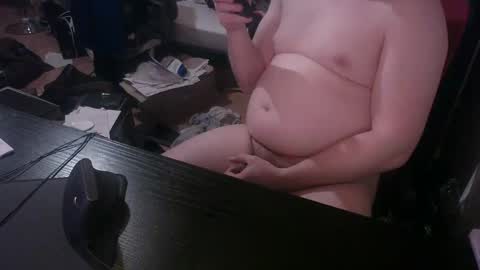 Snapshot of totox1989 chatting on March 4, 2025, 1:34 am Totox online show from March 4, 2025, 1:34 am