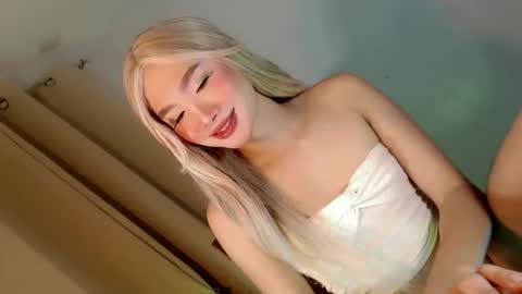 Snapshot of touch_my_body1 chatting on March 25, 2026, 6:30 am iloveyou AZ online show from March 25, 2026, 6:30 am