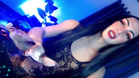 Snapshot of touch_my_body_daddy chatting on February 19, 2025, 4:44 pm touch_my_body_daddy online show from February 19, 2025, 4:44 pm