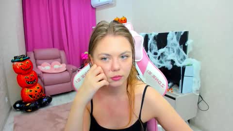 Touch The Heart online show from November 6, 2025, 3:29 am