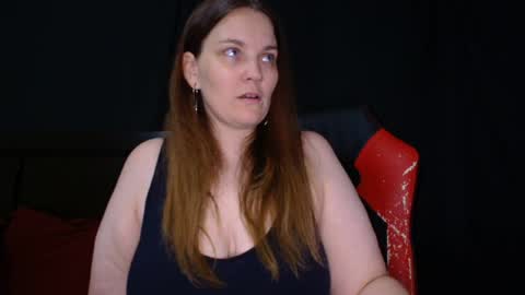 Snapshot of toxiclilly chatting on April 20, 2026, 4:43 pm Lilly Miss Mistress Goddess Maam Queen Boss online show from April 20, 2026, 4:43 pm