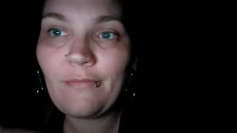 Snapshot of toxiclilly chatting on May 8, 2026, 4:40 am Lilly Miss Mistress Goddess Maam Queen Boss online show from May 8, 2026, 4:40 am