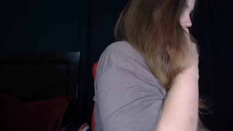 Snapshot of toxiclilly chatting on June 29, 2026, 6:41 pm Lilly Miss Mistress Goddess Maam Queen Boss online show from June 29, 2026, 6:41 pm