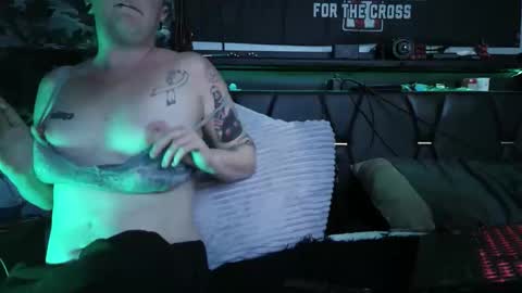 Snapshot of toxictemptress420 chatting on February 13, 2026, 5:03 am ToxicTemptress420 online show from February 13, 2026, 5:03 am