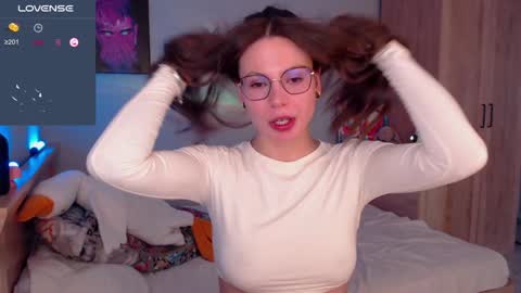 toxkiss online show from January 30, 2025, 9:15 am