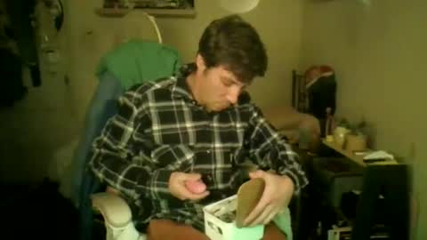 Snapshot of toyboysquirt chatting on May 11, 2026, 7:03 am toyboysquirt online show from May 11, 2026, 7:03 am
