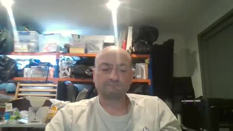 Snapshot of tradiedan2023 chatting on January 6, 2026, 11:29 pm tradiedan2023 online show from January 6, 2026, 11:29 pm