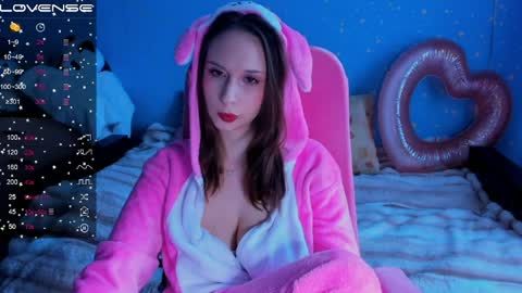 Kate online show from April 10, 2026, 10:53 am