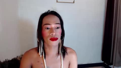 transeugene1990 online show from April 22, 2026, 1:23 pm