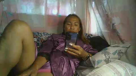 transhottie28 online show from February 3, 2025, 5:51 am