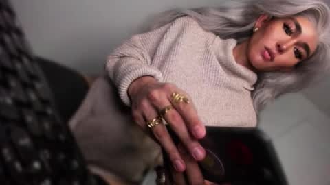 Snapshot of transnextdoor_ chatting on February 5, 2026, 6:12 pm ALMIGHTY GODDESS VALENTINA online show from February 5, 2026, 6:12 pm