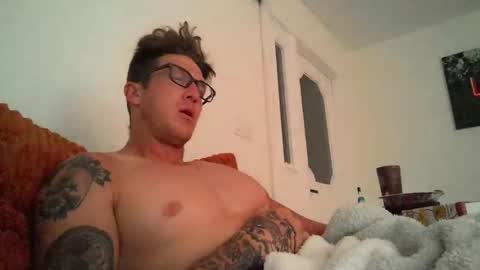 Snapshot of trash_man1989 chatting on November 23, 2025, 3:06 am trash_man1989 online show from November 23, 2025, 3:06 am