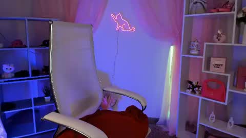 Tracy online show from June 19, 2026, 4:00 pm