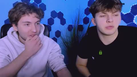 Snapshot of travis_wolf_ chatting on March 7, 2026, 9:50 am Travis online show from March 7, 2026, 9:50 am