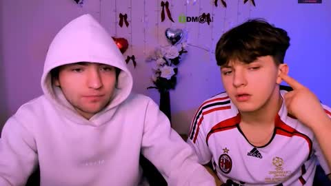 Snapshot of travis_wolf_ chatting on March 13, 2026, 9:05 am Travis online show from March 13, 2026, 9:05 am