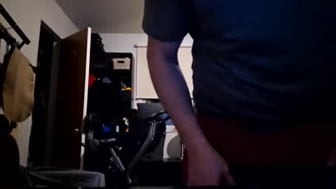 Snapshot of traxxxman2 chatting on April 16, 2026, 5:52 am traxxxman2 online show from April 16, 2026, 5:52 am