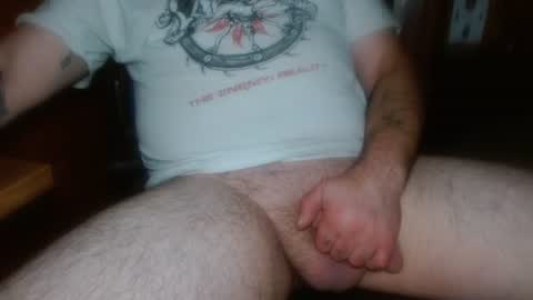 Snapshot of treasured_trash chatting on June 27, 2026, 5:23 am Dilly Dally online show from June 27, 2026, 5:23 am