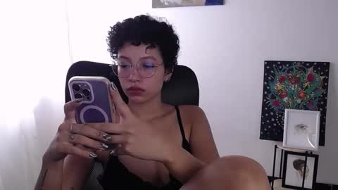 Emily online show from October 27, 2025, 6:12 pm