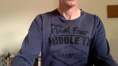 Snapshot of trebo00788 chatting on October 19, 2025, 8:04 am trebo00788 online show from October 19, 2025, 8:04 am