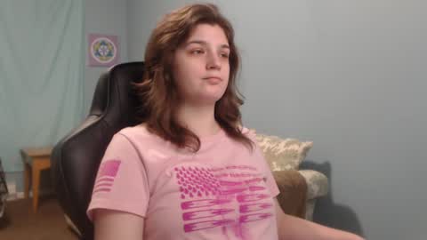 TreeJeanne online show from December 20, 2024, 1:43 pm