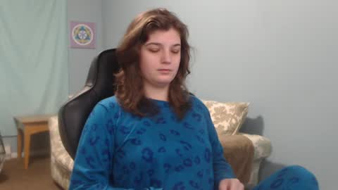 TreeJeanne online show from December 28, 2024, 2:53 pm