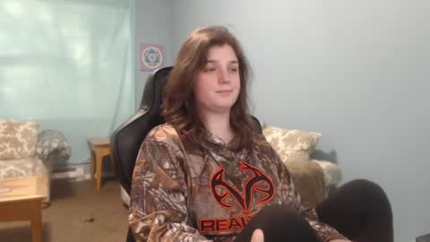 TreeJeanne online show from January 29, 2025, 11:35 pm