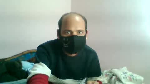 Snapshot of treesomecouple chatting on January 11, 2025, 1:53 pm treesomecouple online show from January 11, 2025, 1:53 pm