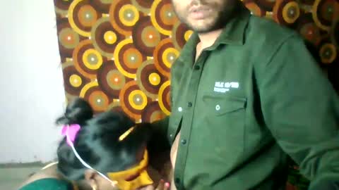 Snapshot of treesomecouple chatting on February 1, 2025, 2:13 pm treesomecouple online show from February 1, 2025, 2:13 pm