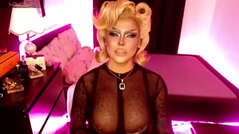 Snapshot of tremendouscockdestroyer chatting on October 27, 2025, 8:51 am Jade online show from October 27, 2025, 8:51 am