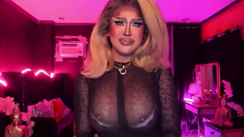 Snapshot of tremendouscockdestroyer chatting on October 30, 2025, 1:45 pm Jade online show from October 30, 2025, 1:45 pm