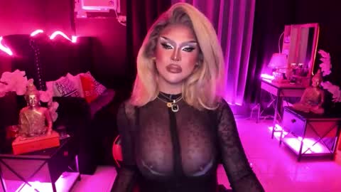 Snapshot of tremendouscockdestroyer chatting on December 4, 2025, 12:36 pm Jade online show from December 4, 2025, 12:36 pm