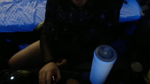 Snapshot of trentpooly0 chatting on January 14, 2026, 5:46 am Zerith online show from January 14, 2026, 5:46 am