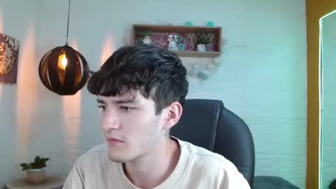 Snapshot of trevor_mob chatting on February 25, 2026, 9:02 pm trevor_mob online show from February 25, 2026, 9:02 pm