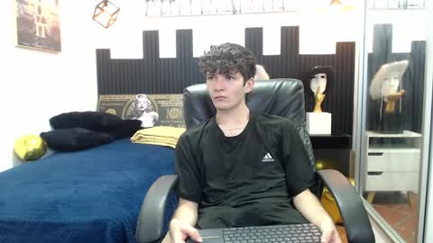 Snapshot of trevor_mob chatting on June 1, 2026, 1:46 pm trevor_mob online show from June 1, 2026, 1:46 pm