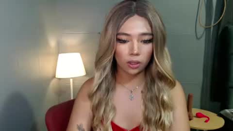 trexie_fucks15 online show from October 7, 2025, 1:58 am