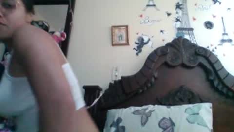 triana_bell online show from January 14, 2025, 6:28 pm