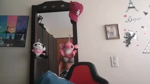 triana_bell online show from May 25, 2026, 5:30 pm