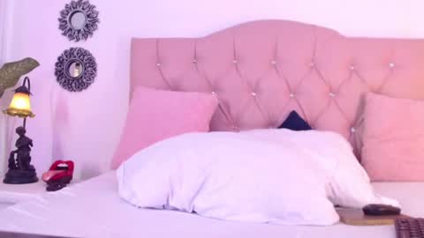 Snapshot of triana_crimson chatting on January 30, 2025, 9:47 pm triana_crimson online show from January 30, 2025, 9:47 pm