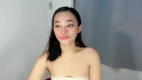 tricia_slut online show from October 18, 2025, 5:10 am