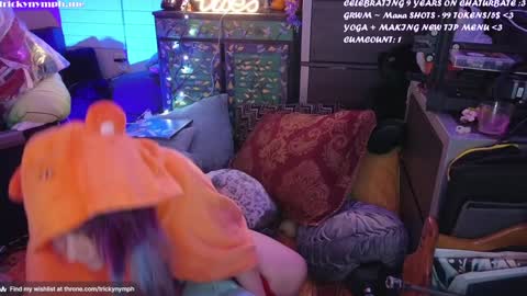 Cassie online show from December 23, 2024, 4:33 am